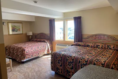 Photo 4 - Sea Palace Inn
