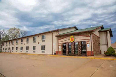 Photo 3 - Super 8 by Wyndham Mountain Home