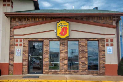 Photo 4 - Super 8 by Wyndham Mountain Home