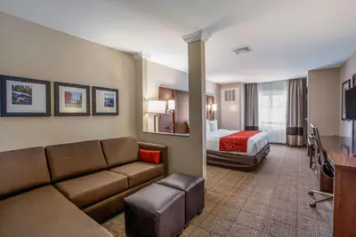 Photo 2 - Comfort Suites Fishkill near Interstate 84
