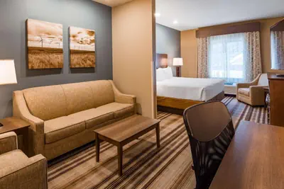 Photo 3 - Best Western Plus Overland Inn
