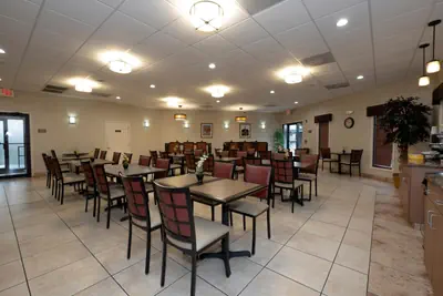 Photo 5 - Red Roof Inn Dothan