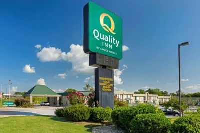 Photo 4 - Quality Inn Harrison North