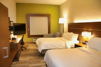 Photo 2 - Holiday Inn Express by IHG