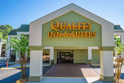 Photo 3 - Quality Inn & Suites near Six Flags - Austell