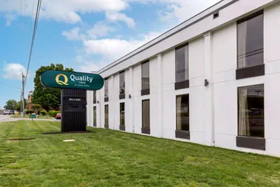 Photo 2 - Quality Inn - Roxboro South