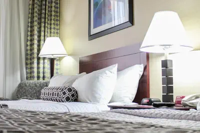 Photo 3 - Crowne Plaza Cleveland Airport by IHG