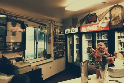 Photo 2 - Davis Motel
