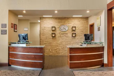 Photo 4 - Comfort Suites near Route 66
