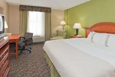 Photo 2 - Quality Inn & Suites Downtown Mansfield