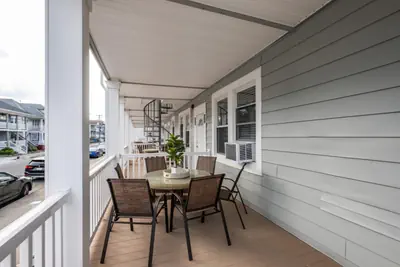 Photo 2 - The Beach House