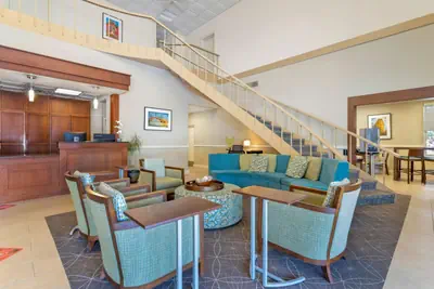 Photo 4 - Best Western Hendersonville Inn