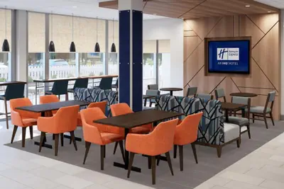 Photo 4 - Holiday Inn Express - Des Moines - Ankeny by IHG