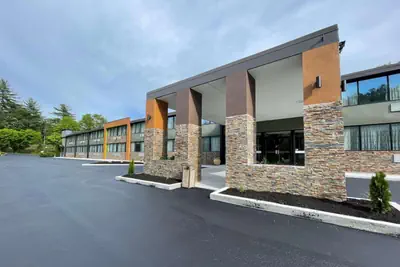 Photo 4 - Wingate by Wyndham Lake George