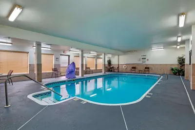 Photo 5 - Best Western Clearlake Plaza