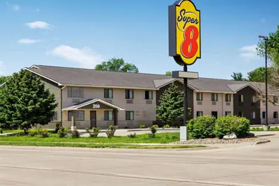 Photo 2 - Super 8 by Wyndham Ankeny/Des Moines Area