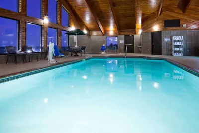 Photo 3 - AmericInn by Wyndham Osceola