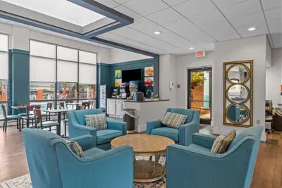 Photo 4 - Garnet Inn & Suites, Morehead City near Atlantic Beach