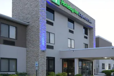 Photo 5 - Holiday Inn Express & Suites - Williamstown - Glassboro by IHG