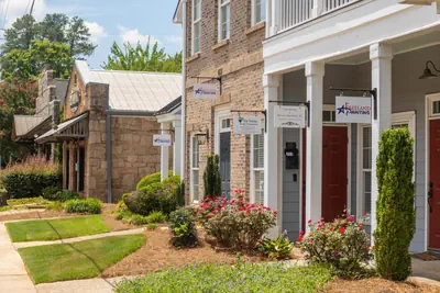 Photo 2 - Holiday Inn Express and Suites Atlanta-Johns Creek by IHG