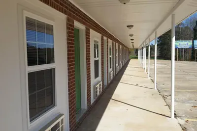 Photo 3 - Murphy Motel