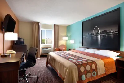 Photo 5 - Super 8 by Wyndham Fairview Heights-St. Louis
