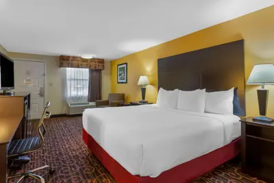 Photo 3 - Best Western Benton Inn