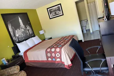 Photo 4 - Red Carpet Inn and Suites