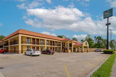 Photo 3 - Quality Inn Acworth North