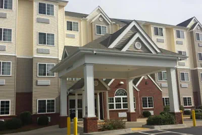 Photo 3 - Microtel Inn & Suites by Wyndham Columbus Near Fort Benning