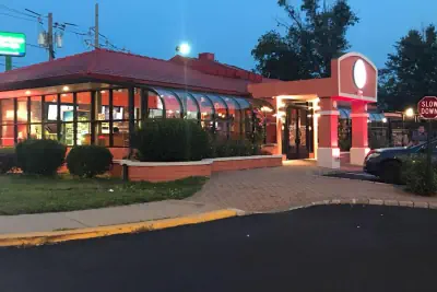 Photo 2 - Days Inn by Wyndham Nanuet / Spring Valley