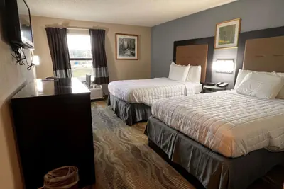 Photo 5 - SureStay Hotel by Best Western Morganton