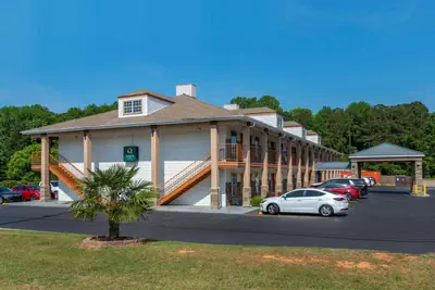 Photo 4 - Quality Inn Covington