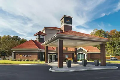 Photo 3 - La Quinta by Wyndham Atlanta Conyers