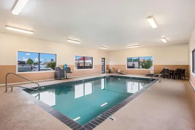 Photo 5 - Best Western Mount Pleasant Inn