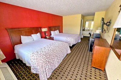 Photo 5 - Garden Inn & Suites
