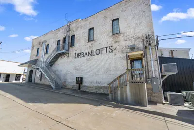 Photo 3 - Urban Lofts