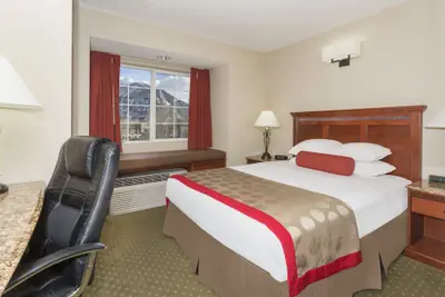 Photo 5 - Ramada by Wyndham Frisco
