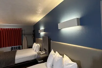 Photo 5 - Rodeway Inn Emporia