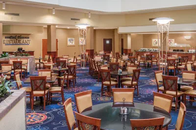 Photo 2 - Capitol Plaza Hotel Jefferson City