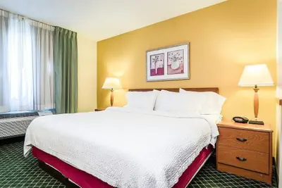 Photo 5 - Comfort Inn Davenport East - Bettendorf