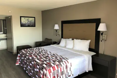 Photo 5 - Red Roof Inn Greenville, NC
