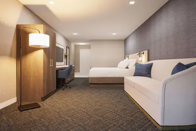 Photo 3 - DoubleTree by Hilton Sioux City
