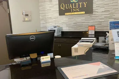 Photo 5 - Quality Inn Forsyth - Decatur