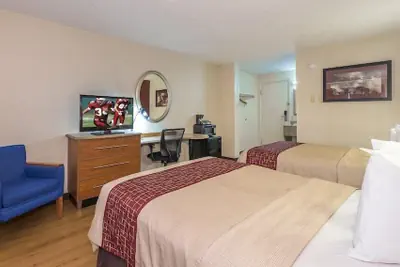 Photo 5 - Sycamore Suites