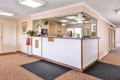 Photo 2 - Americas Best Value Inn Alliance
