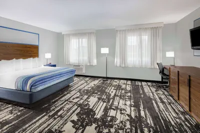 Photo 5 - AmericInn by Wyndham Pella
