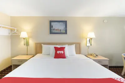 Photo 5 - OYO Hotel Starlite Seneca Falls