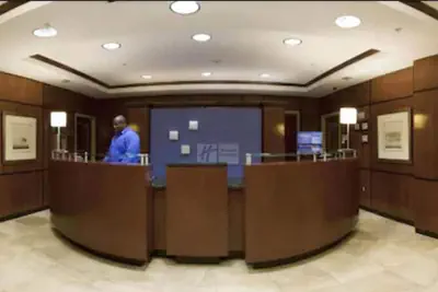 Photo 2 - Holiday Inn Express & Suites Macon - I-475 By IHG
