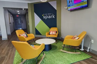 Photo 3 - Spark by Hilton Rahway